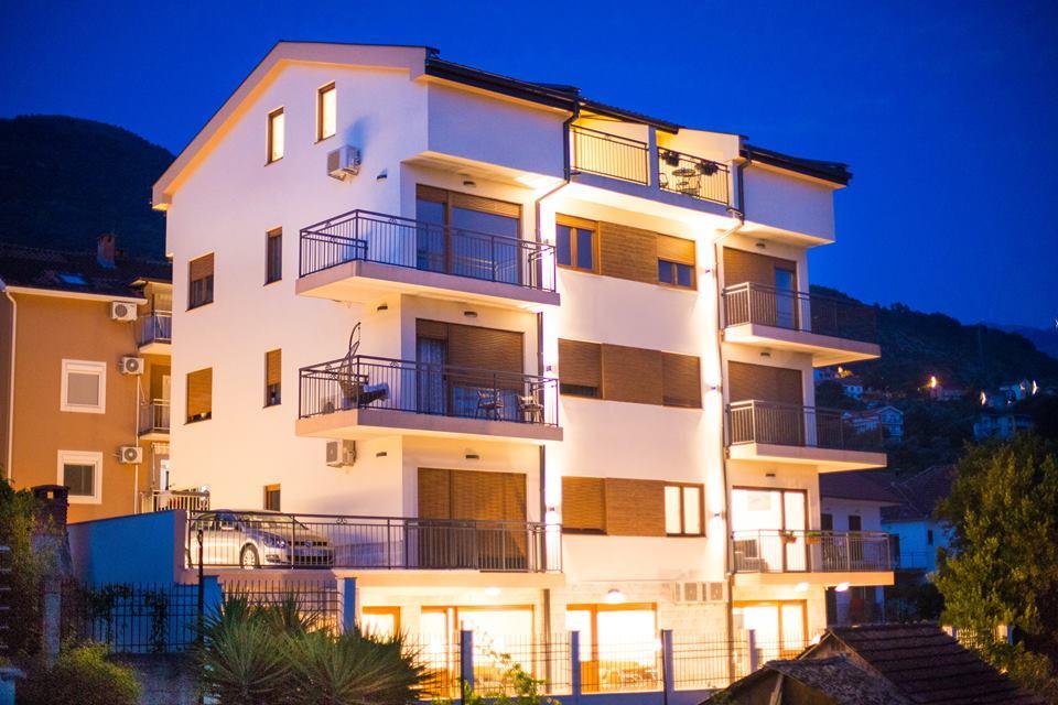 Porto Apartments Tivat Zewnętrze zdjęcie
